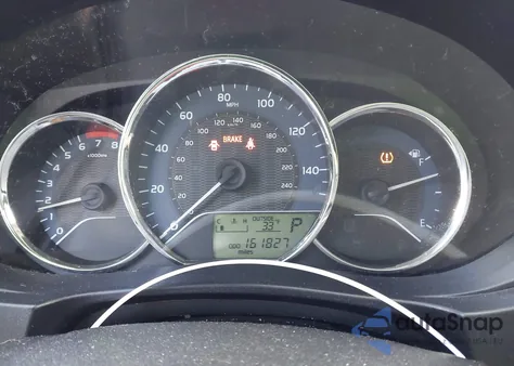 2015 Toyota Corolla Le z USA, uszkodzony, nr VIN 2T1BURHE4FC377723